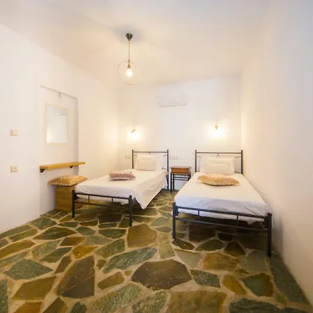 Pitropos Garden Holiday home